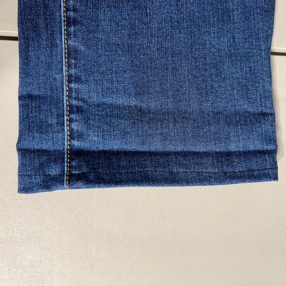 Grace In LA Easy Fit Jeans Womens 31 Blue Stretch Denim Distressed Cropped Capri - Picture 15 of 16